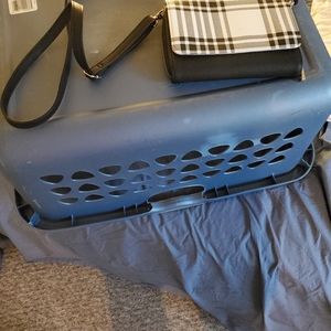 Inspired crossbody ltd in Buffalo check.